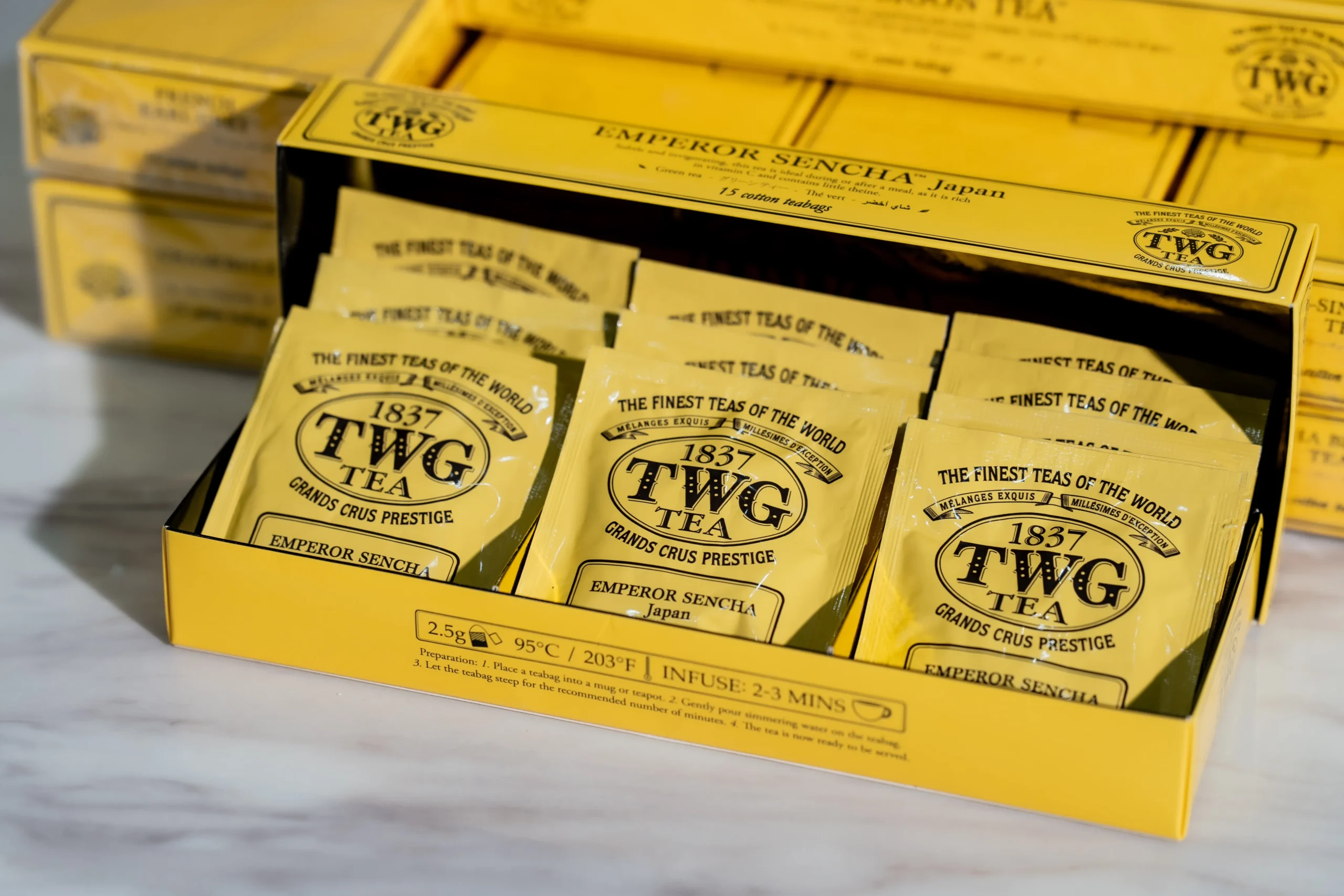 Chaonang Cafe Gallery Indoor ความงดงามของสถาปัตยกรรมและพื้นที่สีเขียวทำให้ คาเฟ่เจ้านาง ขอนแก่น เป็นหนึ่งใน คาเฟ่ขอนแก่นสวยๆ ที่เหมาะสำหรับการพักผ่อน พบปะ และถ่ายภาพ